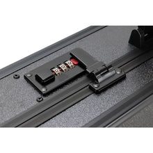 Load image into Gallery viewer, JC Snap-On Strap Barber Case Black